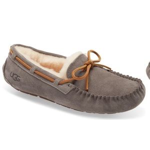 UGG Dakota Slipper